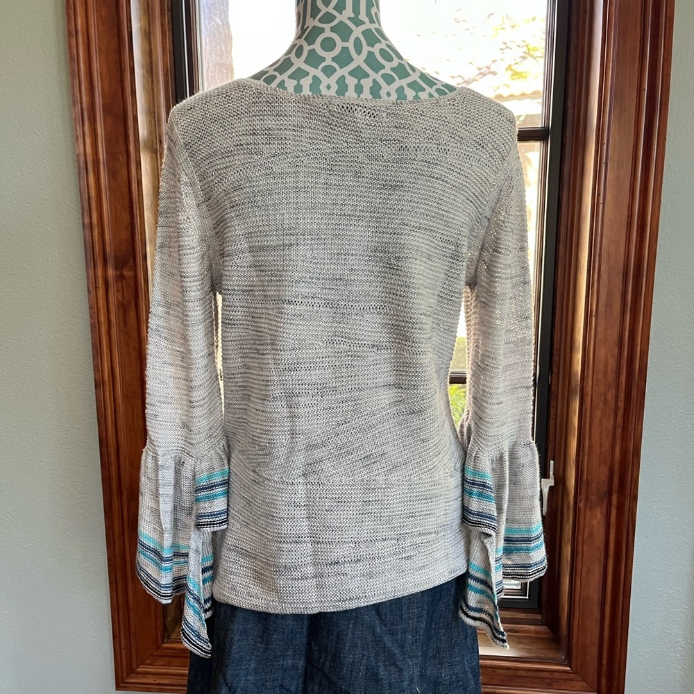 Zozo Sweater - Picture 1 of 5